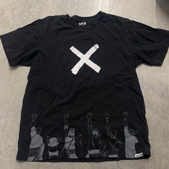 Uniqlo Other - Uniqlo One Piece Tshirt
